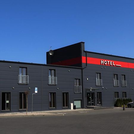 M&W Hotel Wronowski Ломжа Экстерьер фото