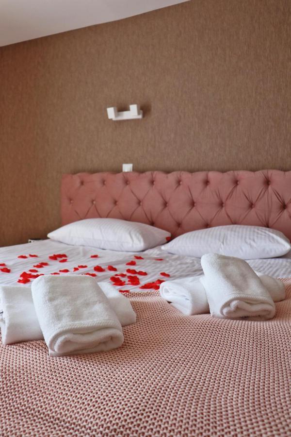 M&W Hotel Wronowski Ломжа Экстерьер фото